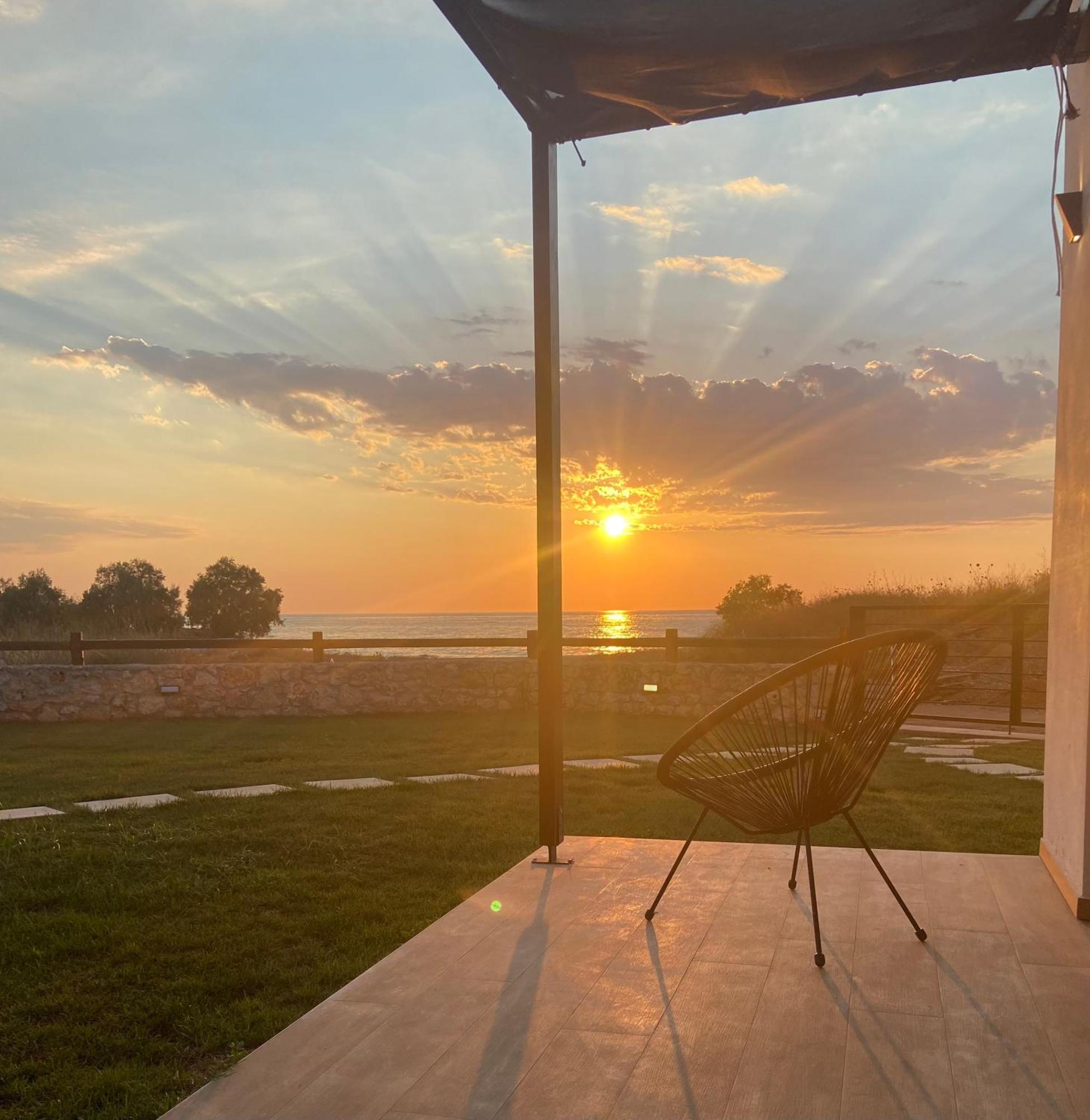 Olivomare Villa Kyparissia Exterior photo